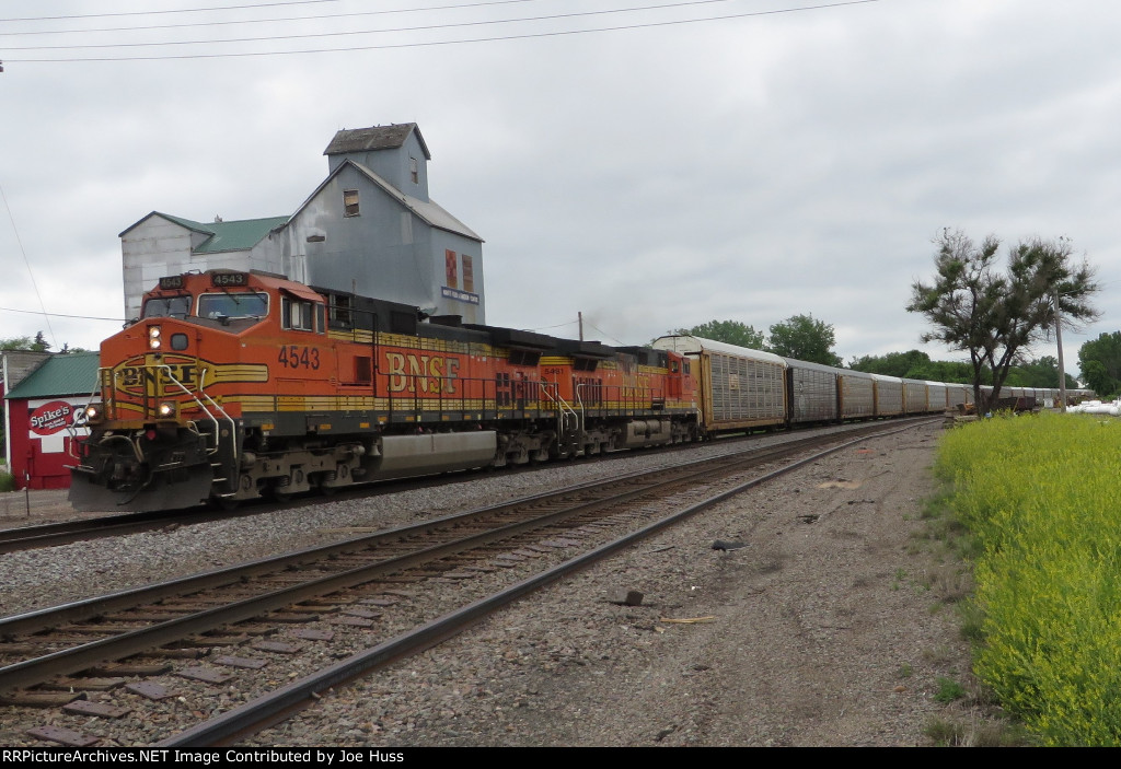 BNSF 4543 East